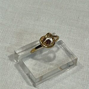 Vintage ring gold tone, amethyst knot ring size 7 minimalist ring